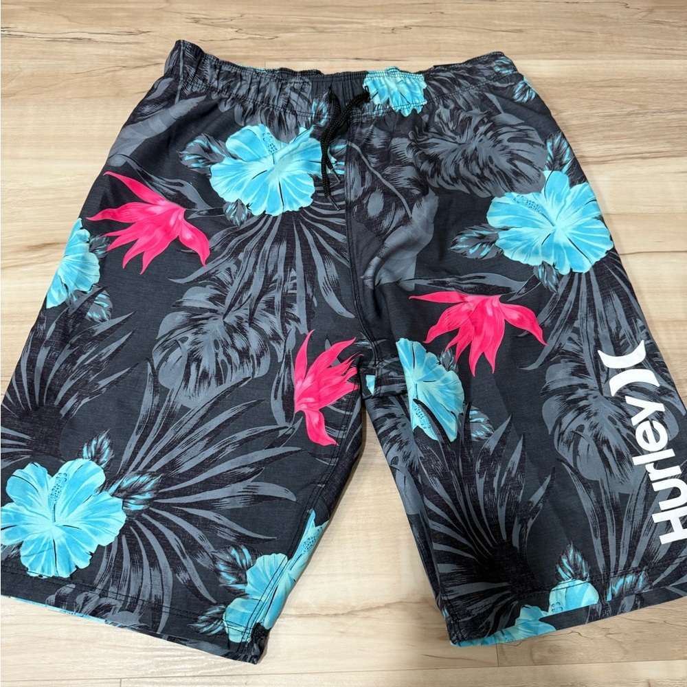 *NWT* Hurley Men's Black Swim Shorts with Blue and Pink Floral Design